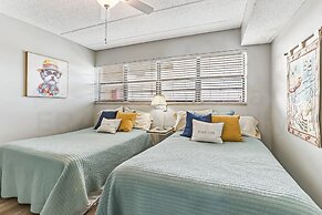 Corner Unit Condo with unobstructed views of the Atlantic by RedAwning