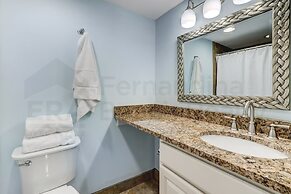 Upper unit Overlooking the Beautiful Outdoor Space and Pier by RedAwni