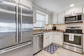 Upper unit Overlooking the Beautiful Outdoor Space and Pier by RedAwni