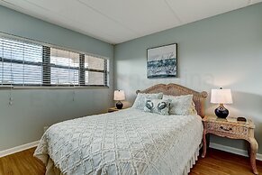 Convenience Direct Oceanfront Condo with Private Balcony by RedAwning