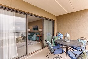 Comfy Upper Unit Condo to Enjoy the Beach or the Fishing by RedAwning