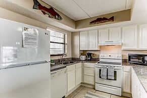 Comfy Upper Unit Condo to Enjoy the Beach or the Fishing by RedAwning