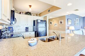 Coastline Condo with private Balcony to Enjoy Views of the Atlantic Oc