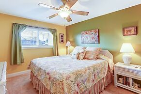 Coastline Condo with private Balcony to Enjoy Views of the Atlantic Oc