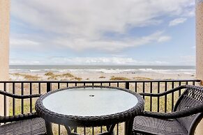 Coastline Condo with private Balcony to Enjoy Views of the Atlantic Oc