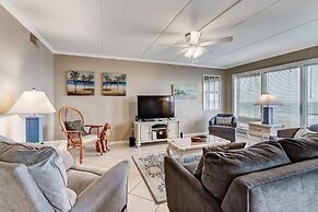 Coast View Condo Featuring Large Windows Overlooking the Beach by RedA
