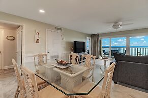 Oceanfront Condo with Beach Access, Pool, and Tennis Court by RedAwnin