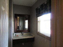 Pullman Motel