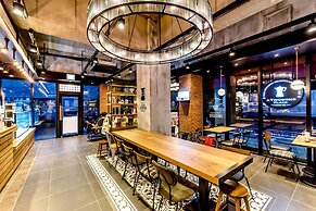 Seawater Spa Hotel Coza