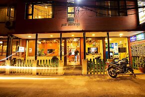 Hotel Jay Suites