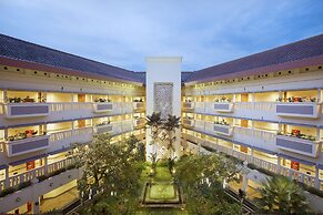 Puri KIIC Golf View Hotel