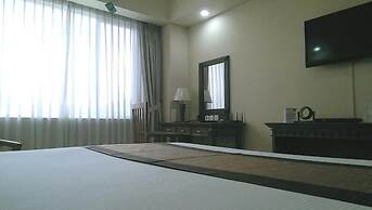 Puri KIIC Golf View Hotel