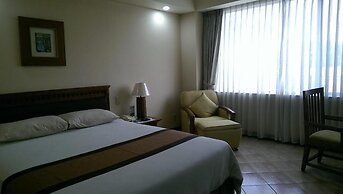 Puri KIIC Golf View Hotel