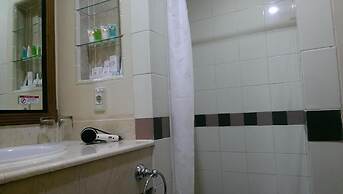 Puri KIIC Golf View Hotel