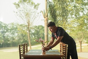 Puri KIIC Golf View Hotel