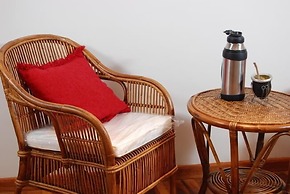 Rio Arriba Suites Apartments y Resto