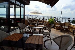 Hotel Alp Guesthouse