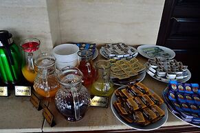 Hotel Alp Guesthouse