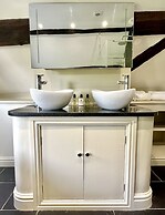 The Manor at Abberley