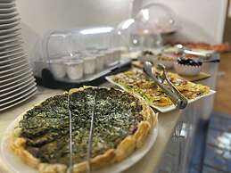 Badia Rooms & Breakfast