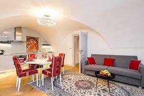 Old Royal Post Boutique Hotel & Premium Suites