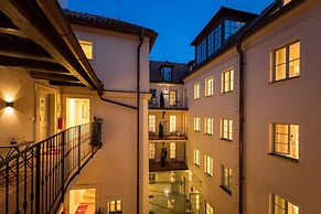 Old Royal Post Boutique Hotel & Premium Suites