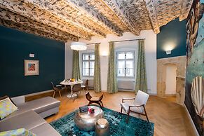 Old Royal Post Boutique Hotel & Premium Suites