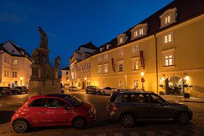 Old Royal Post Boutique Hotel & Premium Suites