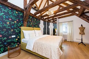 Old Royal Post Boutique Hotel & Premium Suites