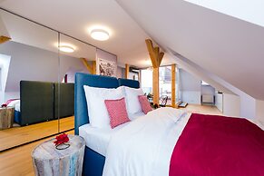 Old Royal Post Boutique Hotel & Premium Suites