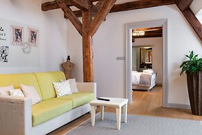 Old Royal Post Boutique Hotel & Premium Suites