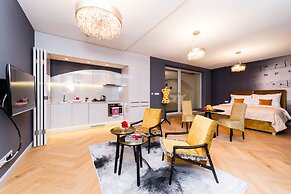 Old Royal Post Boutique Hotel & Premium Suites