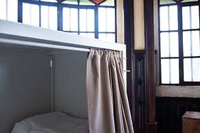 Sant Jordi Hostels Lisbon