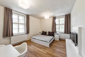 Theresian Apartment