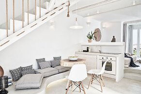 Naxian Utopia Luxury Villas & Suites