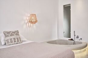 Naxian Utopia Luxury Villas & Suites