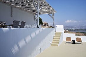 Naxian Utopia Luxury Villas & Suites