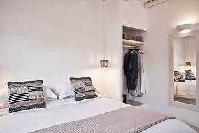 Naxian Utopia Luxury Villas & Suites