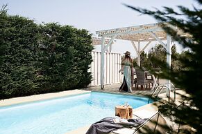 Naxian Utopia Luxury Villas & Suites