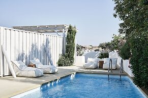 Naxian Utopia Luxury Villas & Suites