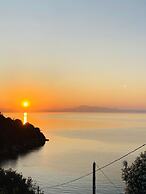 Nafsika Sea View Apartments