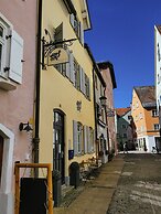 Old Kings Design Hostel