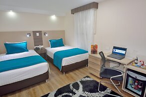 Hotel Cabecera Country