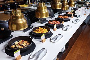 DoubleTree by Hilton Hotel Minsk