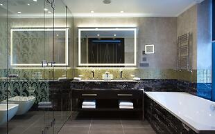 DoubleTree by Hilton Hotel Minsk