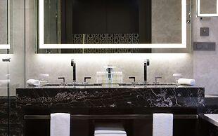 DoubleTree by Hilton Hotel Minsk