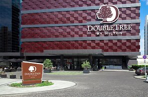 DoubleTree by Hilton Hotel Minsk