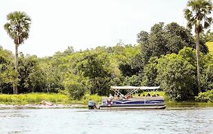 Paraa Safari Lodge