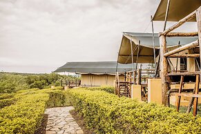 Paraa Safari Lodge