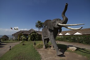 Mweya Safari Lodge